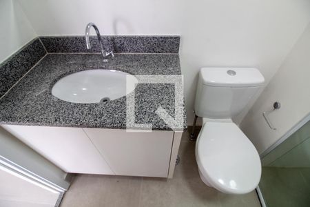 Banheiro de apartamento para alugar com 1 quarto, 36m² em Santo Amaro, São Paulo