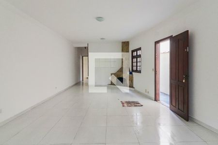 Sala de casa para alugar com 4 quartos, 185m² em Jardim Peri Peri, São Paulo