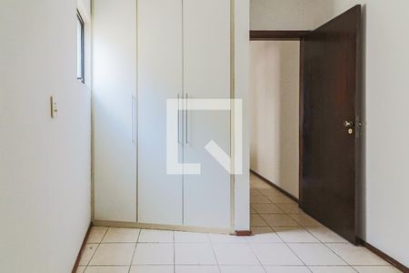 Quarto 1 de casa para alugar com 4 quartos, 185m² em Jardim Peri Peri, São Paulo