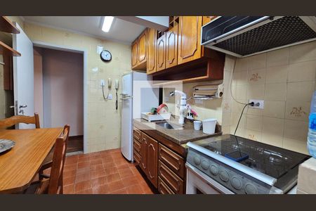 Cozinha de apartamento para alugar com 2 quartos, 60m² em Vila Inglesa, São Paulo