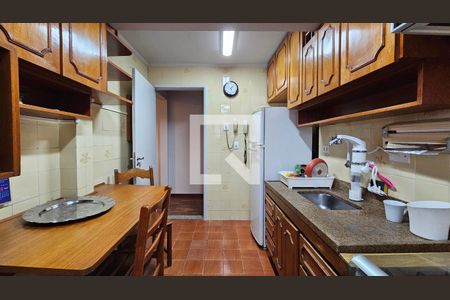 Cozinha de apartamento para alugar com 2 quartos, 60m² em Vila Inglesa, São Paulo