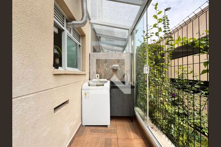 Apartamento à venda com 63m², 2 quartos e 1 vaga Apartamento à venda com 63m², 2 quartos e 1 vagaLavanderia