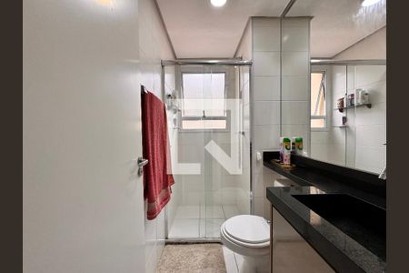Apartamento à venda com 63m², 2 quartos e 1 vaga Apartamento à venda com 63m², 2 quartos e 1 vagaBanheiro