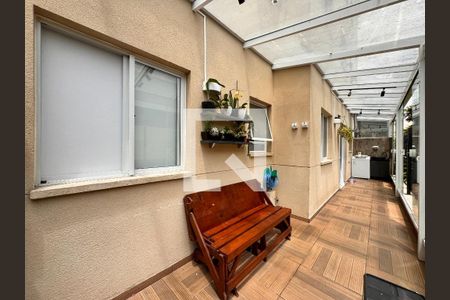 Apartamento à venda com 63m², 2 quartos e 1 vaga Apartamento à venda com 63m², 2 quartos e 1 vagaVaranda gourmet