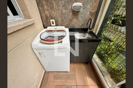 Apartamento à venda com 63m², 2 quartos e 1 vaga Apartamento à venda com 63m², 2 quartos e 1 vagaLavanderia