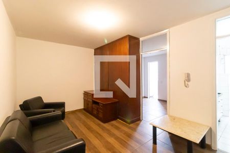 Sala de apartamento para alugar com 1 quarto, 45m² em Centro, Campinas