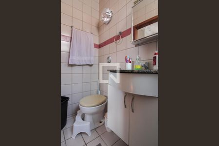 Banheiro da Suíte de apartamento para alugar com 3 quartos, 70m² em Santa Amélia, Belo Horizonte