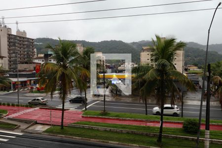 Vista de apartamento para alugar com 3 quartos, 72m² em Jardim Belmar, Guarujá