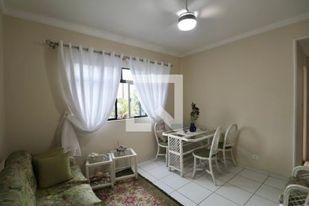 Sala de apartamento para alugar com 3 quartos, 72m² em Jardim Belmar, Guarujá