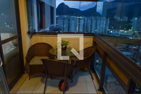 Varanda  de apartamento para alugar com 3 quartos, 86m² em Jacarepaguá, Rio de Janeiro