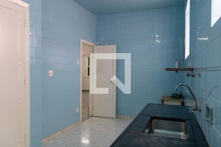 Casa para alugar com 233m², 4 quartos e 3 vagas Casa para alugar com 233m², 4 quartos e 3 vagasCozinha