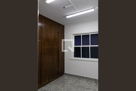 Casa para alugar com 233m², 4 quartos e 3 vagas Casa para alugar com 233m², 4 quartos e 3 vagasQuarto 3