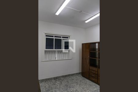 Casa para alugar com 233m², 4 quartos e 3 vagas Casa para alugar com 233m², 4 quartos e 3 vagasQuarto 2