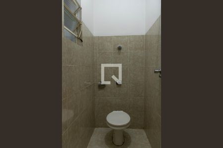 Casa para alugar com 233m², 4 quartos e 3 vagas Casa para alugar com 233m², 4 quartos e 3 vagasBanheiro