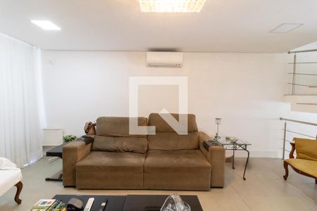 Sala de casa à venda com 3 quartos, 211m² em Jardim Isabel, Porto Alegre