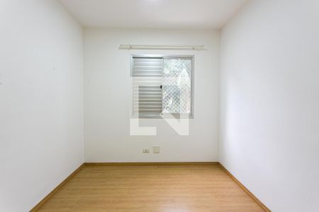 Quarto 1 de apartamento à venda com 3 quartos, 70m² em Vila Azevedo, São Paulo