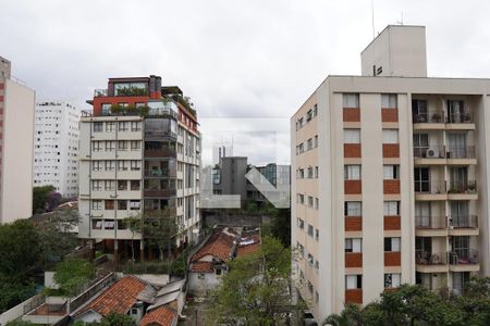 Varanda de kitnet/studio à venda com 1 quarto, 24m² em Cerqueira César, São Paulo