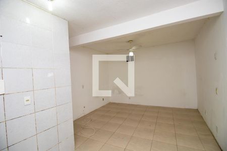 Kitnet/Studio para alugar com 0 quarto, 18m² em Vargem Pequena, Rio de Janeiro