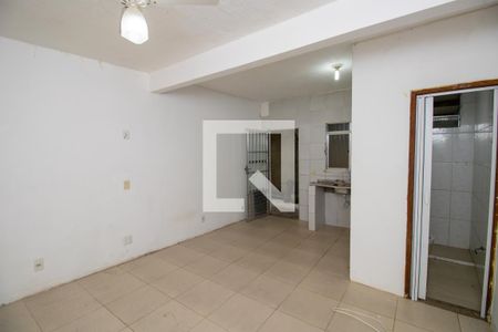 Kitnet/Studio para alugar com 0 quarto, 18m² em Vargem Pequena, Rio de Janeiro