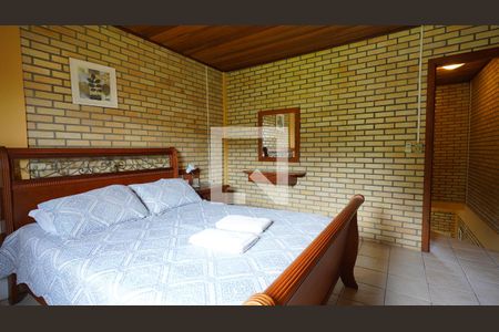 Quarto 1 de casa de condomínio para alugar com 2 quartos, 80m² em Barra da Lagoa, Florianópolis