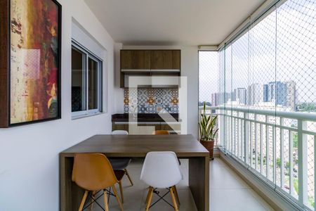 Apartamento para alugar com 2 quartos, 76m² em Parque Reboucas, São Paulo