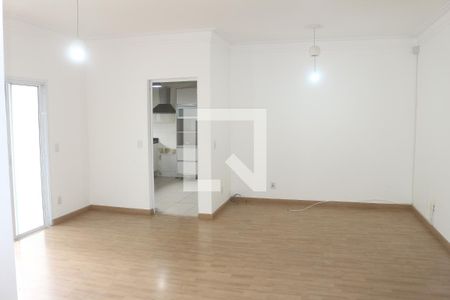 Sala de casa para alugar com 3 quartos, 250m² em Santo Antônio, São Caetano do Sul