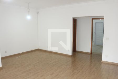 Sala de casa para alugar com 3 quartos, 250m² em Santo Antônio, São Caetano do Sul