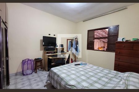 Quarto de casa para alugar com 3 quartos, 160m² em Jardim Stella, Santo André