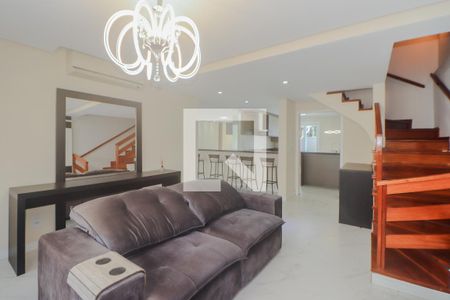 Sala de Estar de casa de condomínio para alugar com 3 quartos, 180m² em Sarandi, Porto Alegre