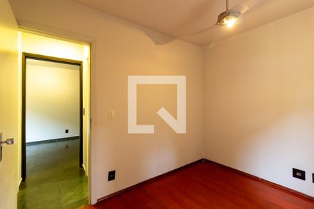 Quarto 2 de apartamento para alugar com 2 quartos, 50m² em Sumaré, São Paulo