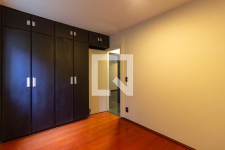 Quarto 1 de apartamento para alugar com 2 quartos, 50m² em Sumaré, São Paulo