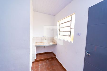 Cozinha de casa para alugar com 1 quarto, 60m² em Cangaiba, São Paulo