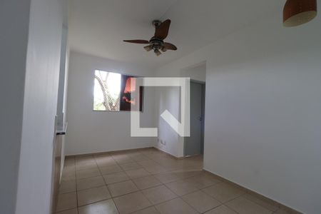 Sala de apartamento para alugar com 2 quartos, 39m² em Residencial Jequitibá, Ribeirão Preto