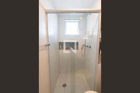 Apartamento à venda com 240m², 5 quartos e 3 vagas Apartamento à venda com 240m², 5 quartos e 3 vagasBanheiro da suíte 3