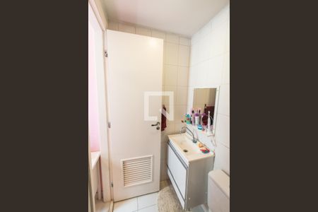 Apartamento à venda com 240m², 5 quartos e 3 vagas Apartamento à venda com 240m², 5 quartos e 3 vagasBanheiro da suíte 5