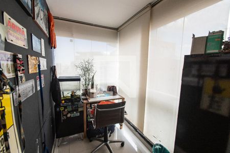 Apartamento à venda com 240m², 5 quartos e 3 vagas Apartamento à venda com 240m², 5 quartos e 3 vagasSuíte 2