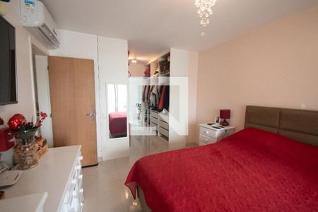 Apartamento à venda com 240m², 5 quartos e 3 vagas Apartamento à venda com 240m², 5 quartos e 3 vagasSuíte 1