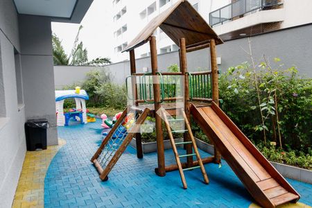 Apartamento à venda com 74m², 2 quartos e 1 vaga Apartamento à venda com 74m², 2 quartos e 1 vagaÁrea comum - Playground