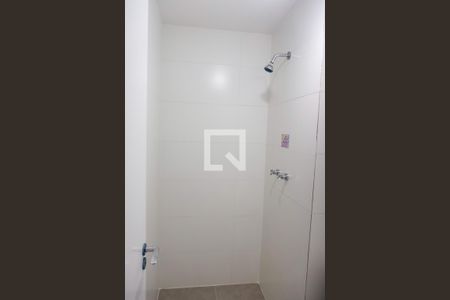 Apartamento à venda com 74m², 2 quartos e 1 vaga Apartamento à venda com 74m², 2 quartos e 1 vagaBanheiro da Suíte 1