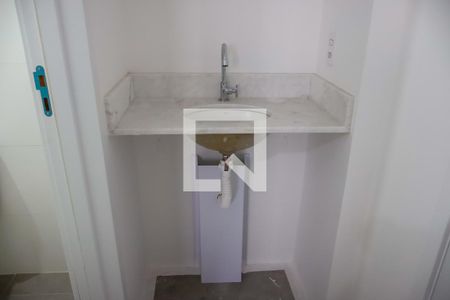 Apartamento à venda com 74m², 2 quartos e 1 vaga Apartamento à venda com 74m², 2 quartos e 1 vagaBanheiro da Suíte 1