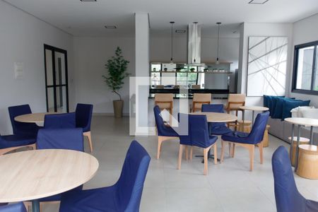 Apartamento à venda com 74m², 2 quartos e 1 vaga Apartamento à venda com 74m², 2 quartos e 1 vagaÁrea comum - Salão de festas
