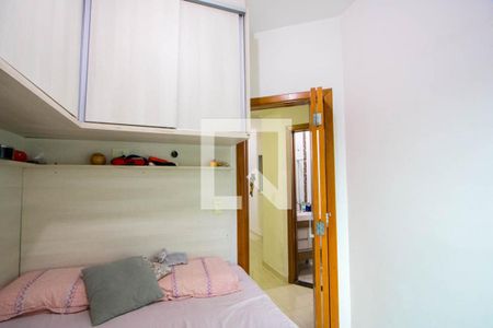 Quarto 1 de apartamento à venda com 2 quartos, 44m² em Jardim Ocara, Santo André