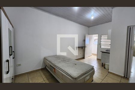 Studio de casa para alugar com 1 quarto, 26m² em Chico de Paula, Santos