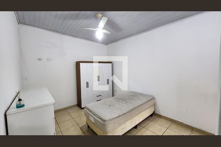 Studio de casa para alugar com 1 quarto, 26m² em Chico de Paula, Santos