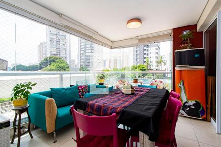 Apartamento à venda com 3 quartos, 93m² em Água Branca, São Paulo