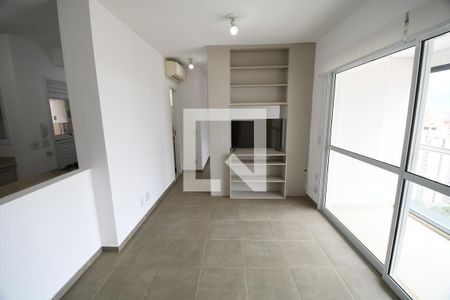 Sala de apartamento para alugar com 1 quarto, 57m² em Cambuí, Campinas