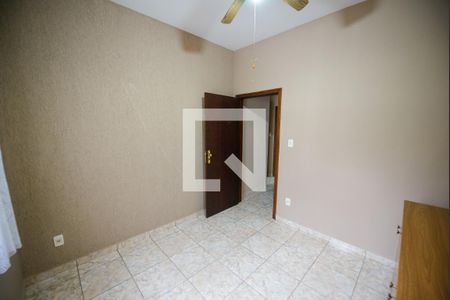 Quarto 1 de casa de condomínio à venda com 3 quartos, 365m² em Residencial Vila Velha, Taubaté