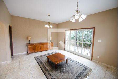 Sala de casa de condomínio à venda com 3 quartos, 365m² em Residencial Vila Velha, Taubaté