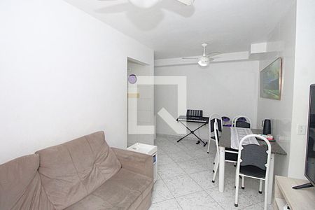 Sala de apartamento à venda com 3 quartos, 60m² em Engenho da Rainha, Rio de Janeiro