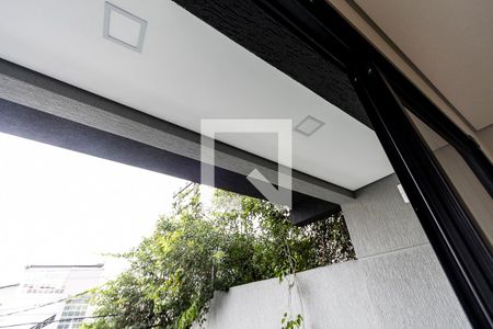 Casa à venda com 3 quartos, 250m² em Vila Ipojuca, São Paulo